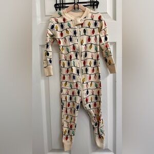 Hanna Andersson Cream One-Piece Footie Pajamas with Multicolor Light Bulb Print